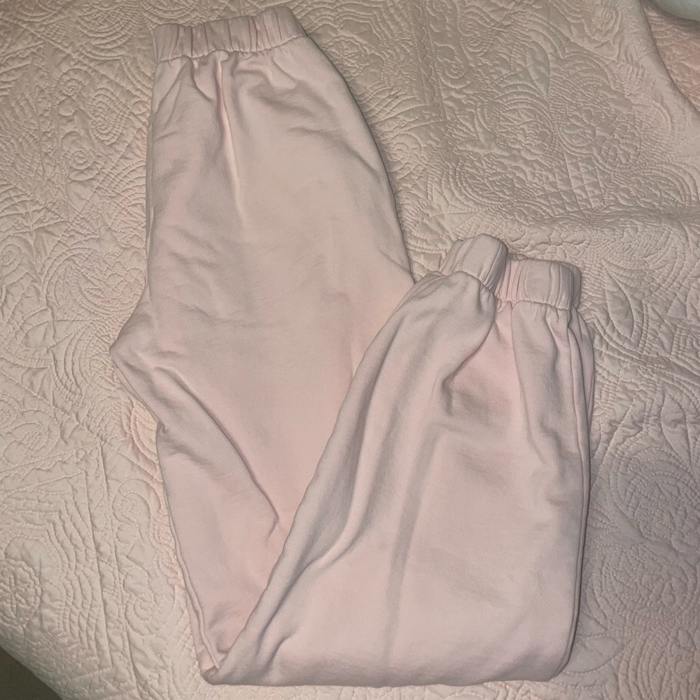 Brandy Melville Rosa sweatpants